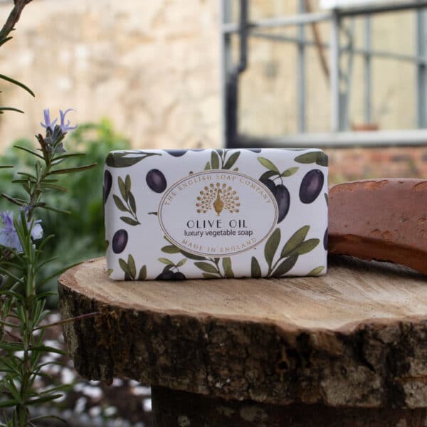 Alternative view of Olive Oil luxury vegetable soap