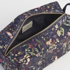 Alternative view of Wolf Garden Travel Pouch