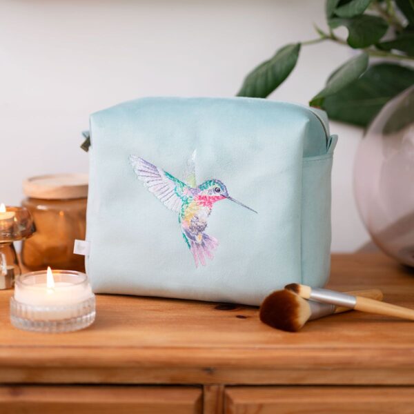 Wrendale toalettmappe Wisteria Wishes Kolibri - Bilde 2