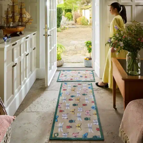 Alternative view of Hug Rug Løper Bugs and Butterflies Beige 65x150
