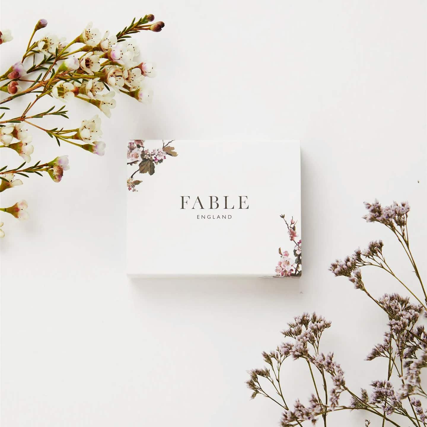 Fable England kjede flygende rødstrupe - Bilde 4